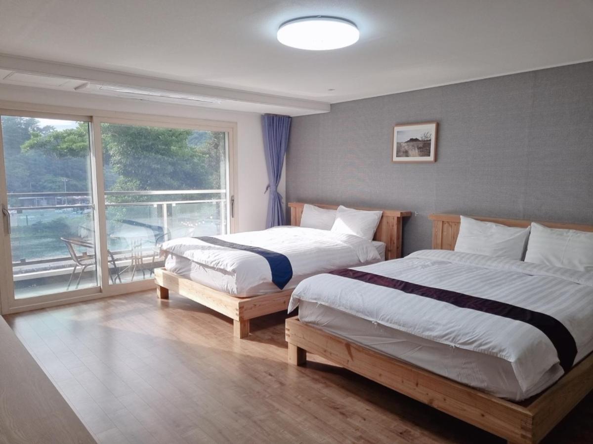 Cheonjiyeon Crystal Hotel Согвіпо Екстер'єр фото