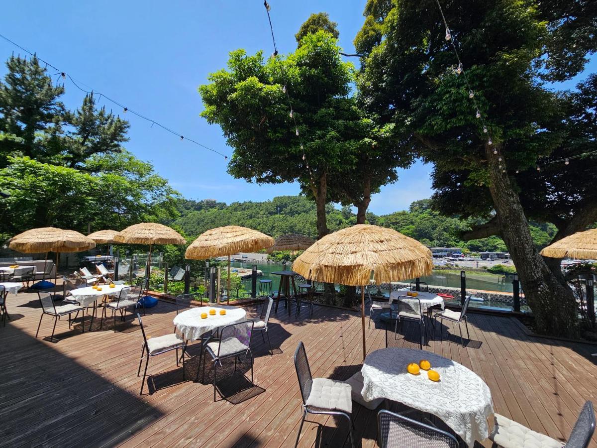 Cheonjiyeon Crystal Hotel Согвіпо Екстер'єр фото