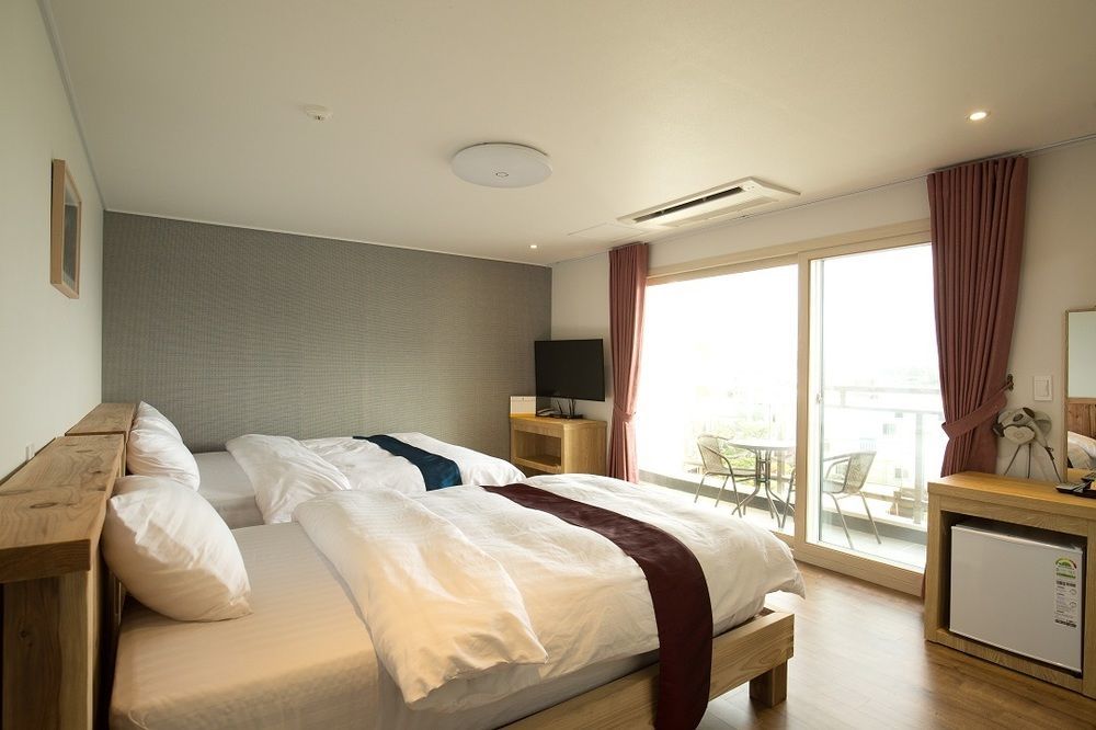 Cheonjiyeon Crystal Hotel Согвіпо Екстер'єр фото